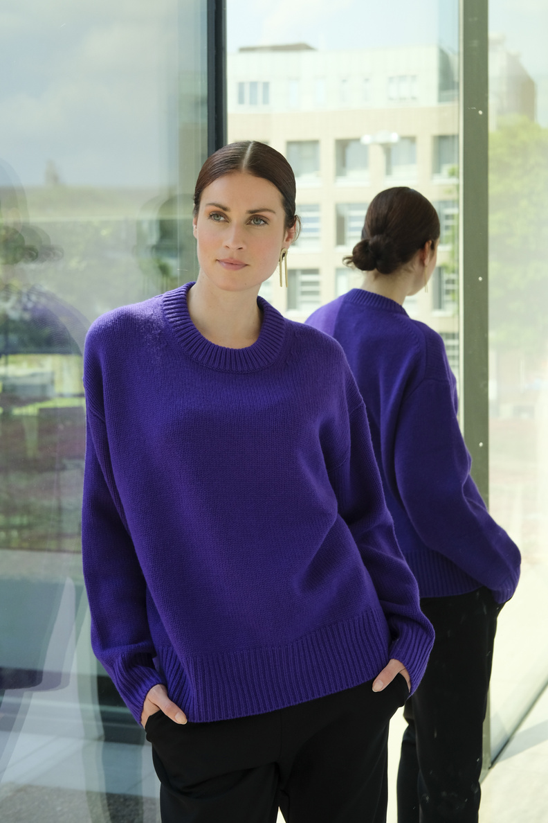 lisa yang renske sweater grape