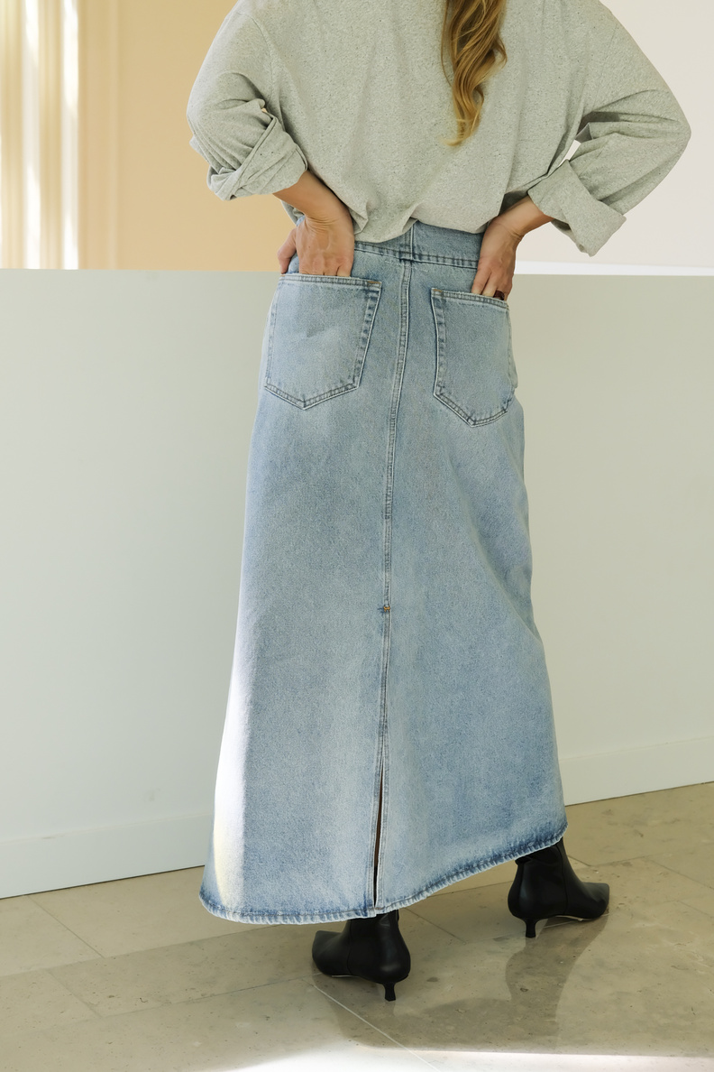 maison margiela mm6 s52mi0002 long skirt light denim