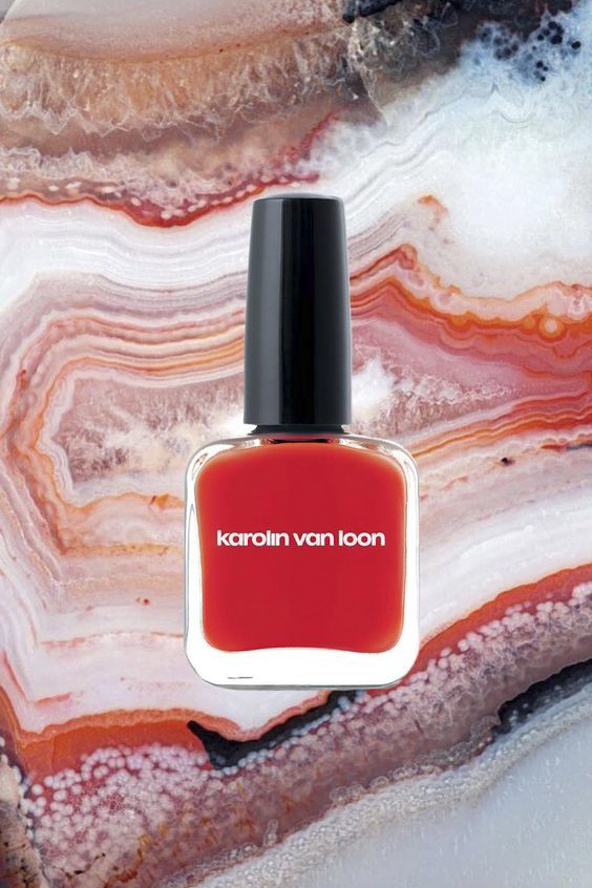 karolin van loon nail polish 22 rouge solaire