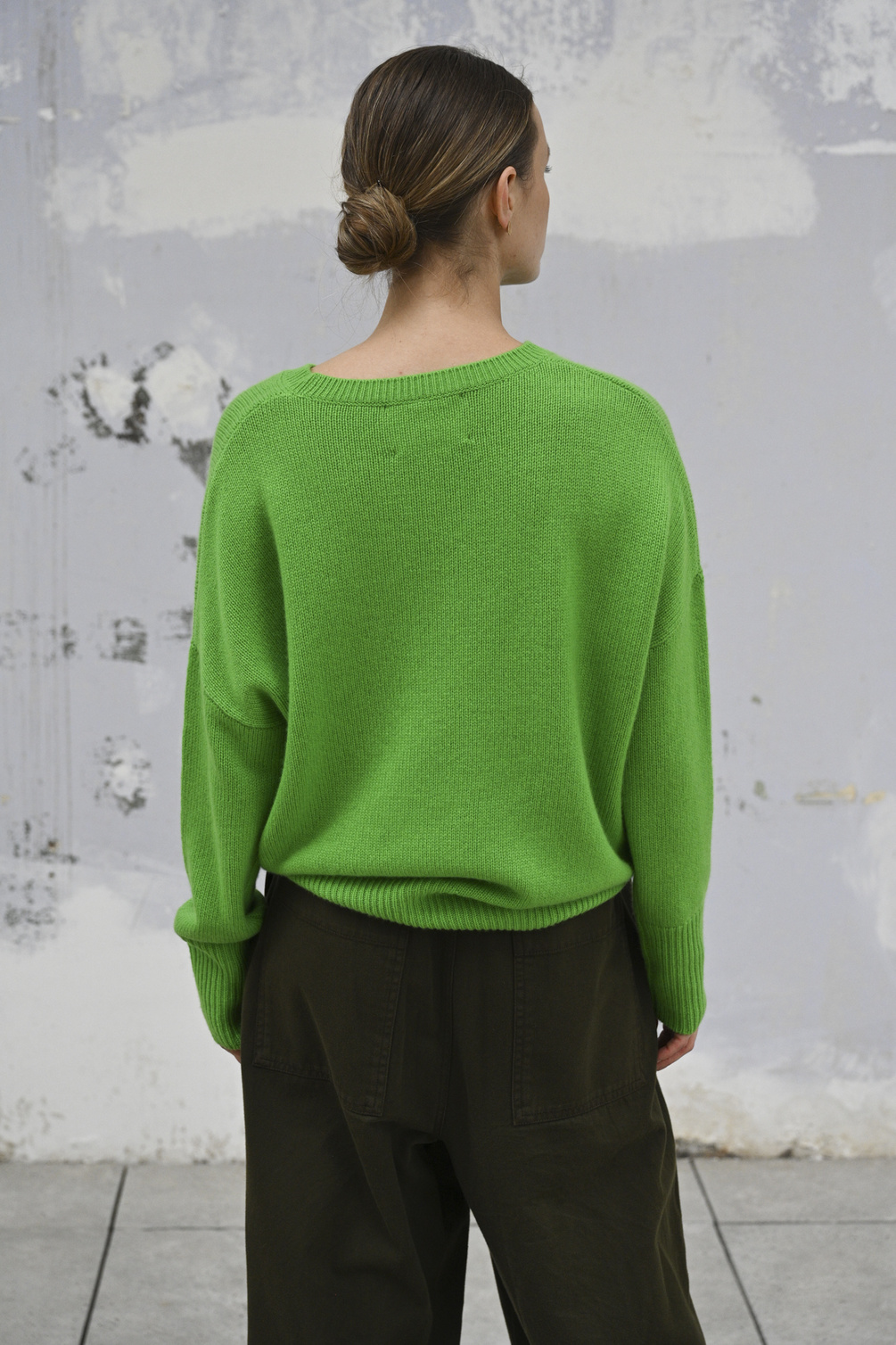 lisa yang mila sweater evergreen