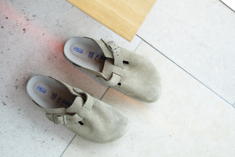 birkenstock boston suede faded khaki