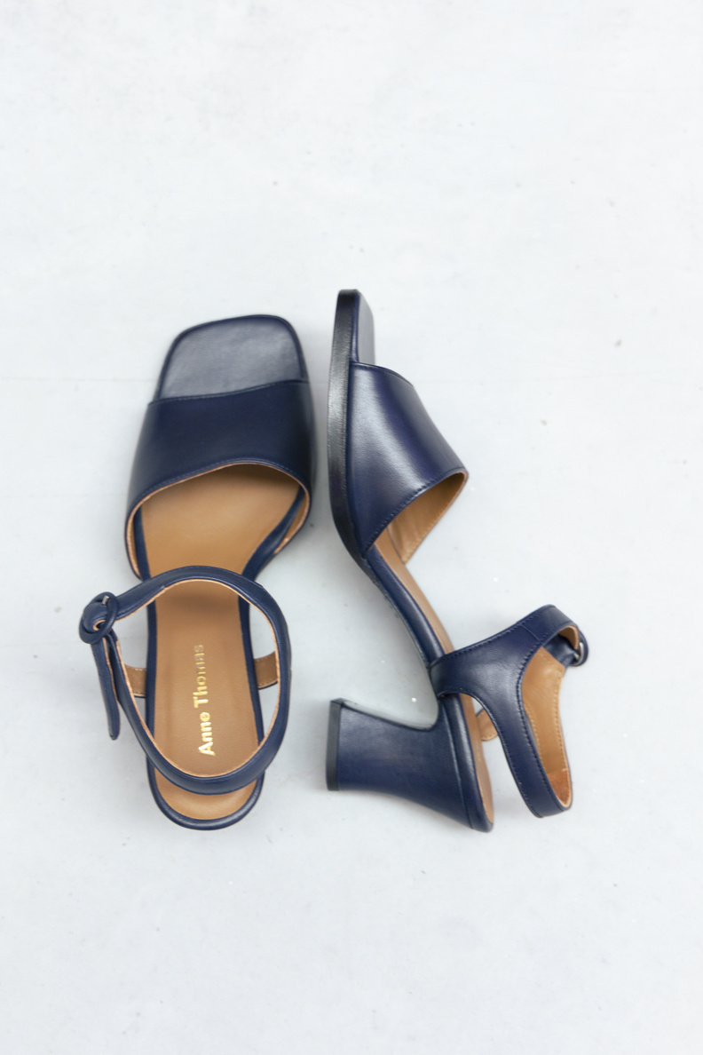 anne thomas dallas sandals burrasca navy