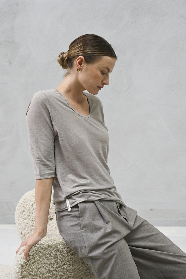 aiayu gentle tee grey