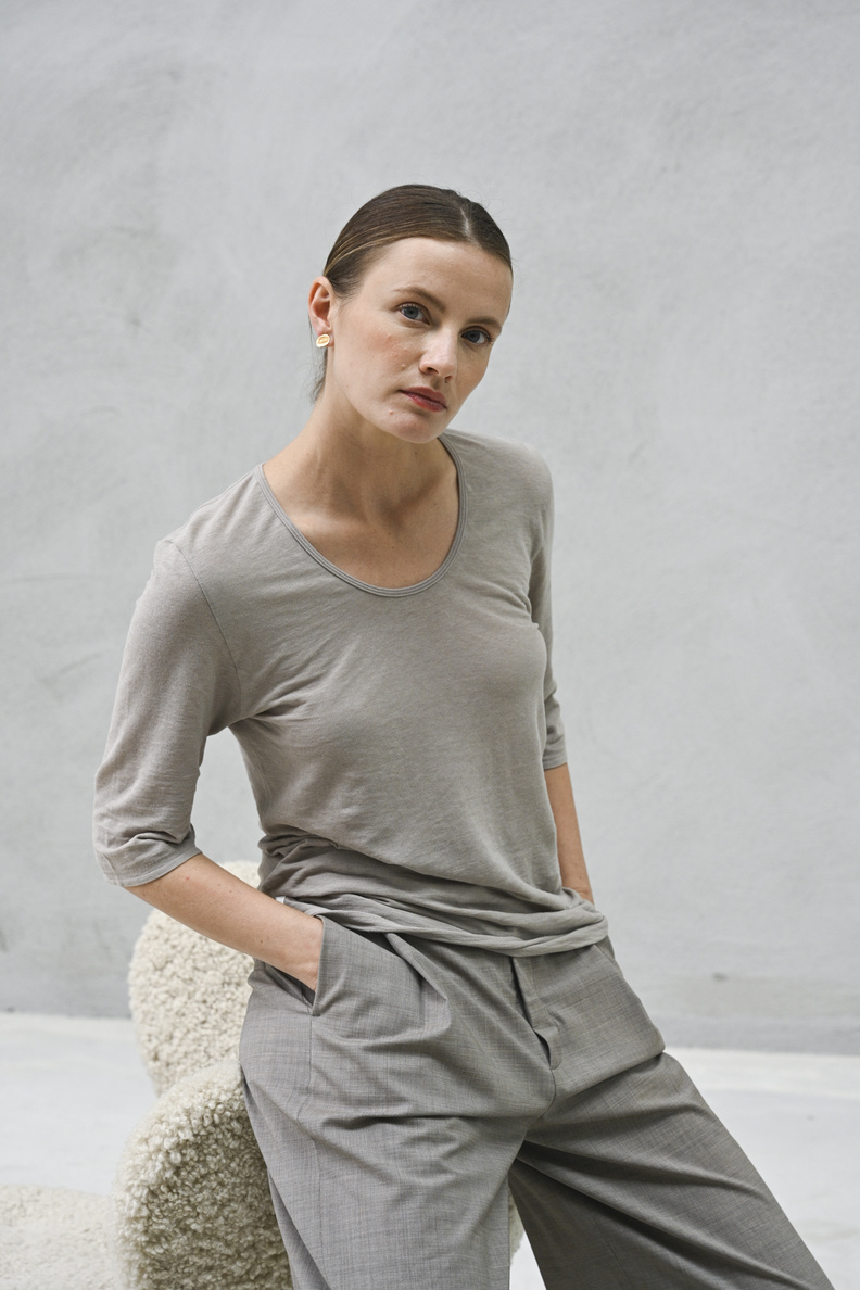 aiayu gentle tee grey