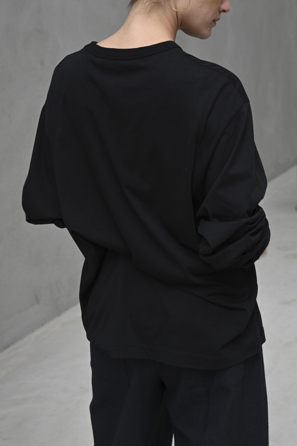 adnym buria ls tee black