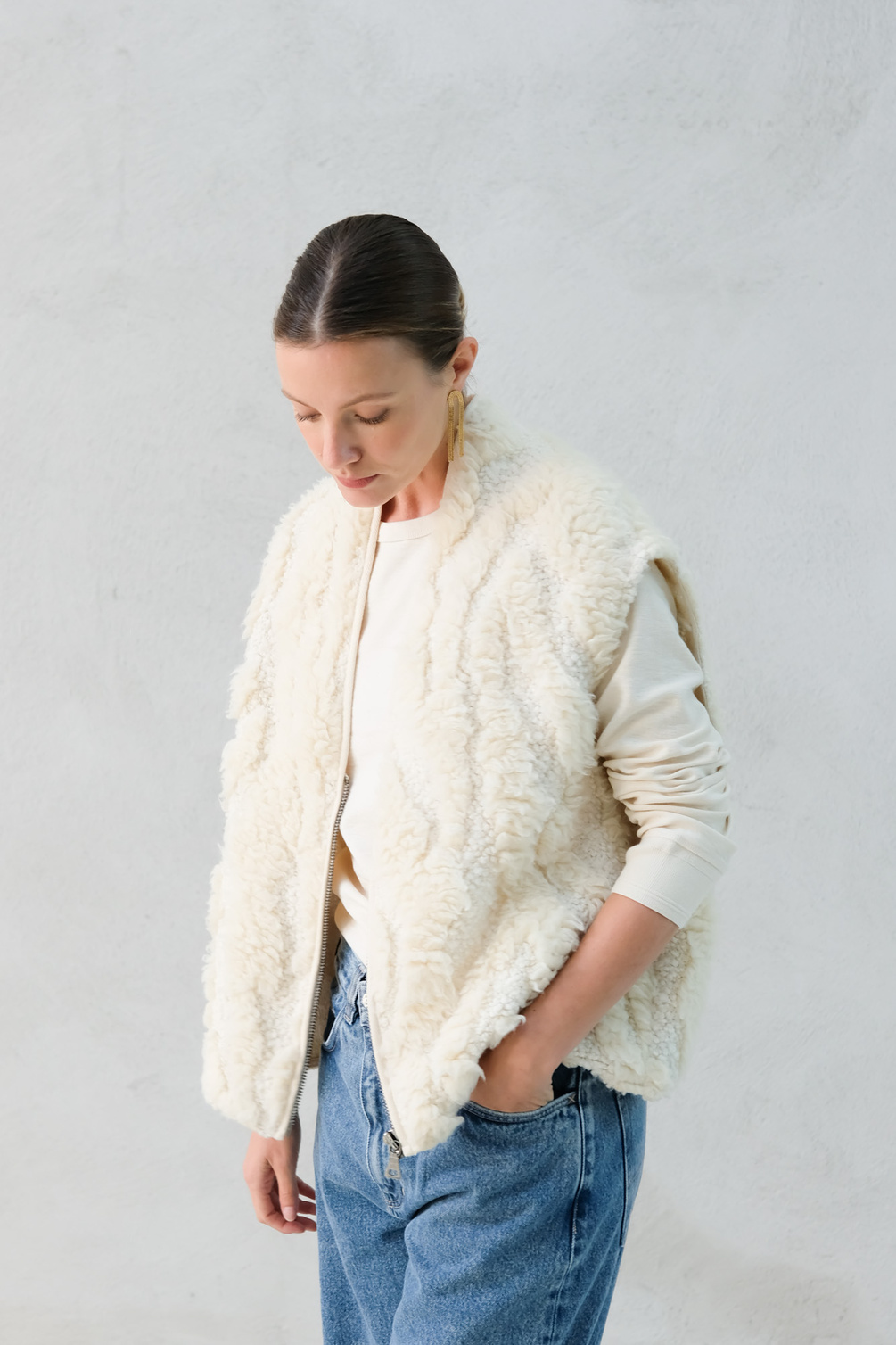 girls of dust sardi vest off white