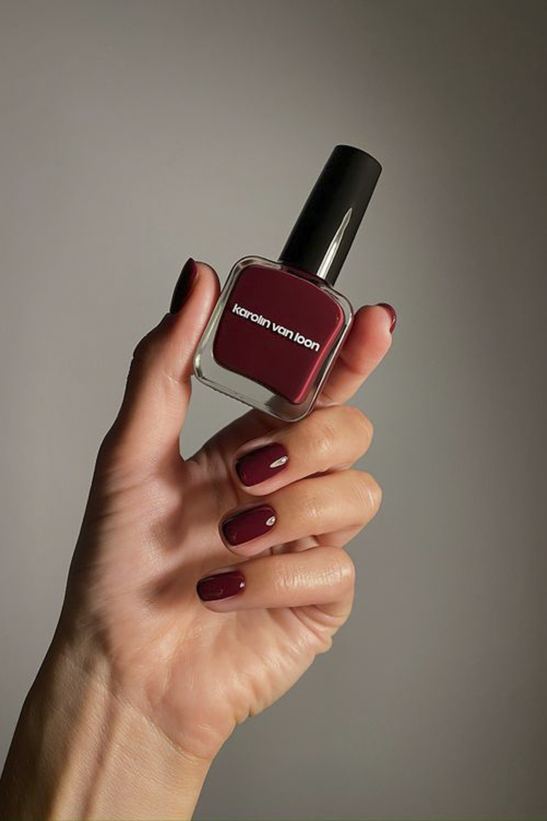 karolin van loon nail polish 48 bordeaux 