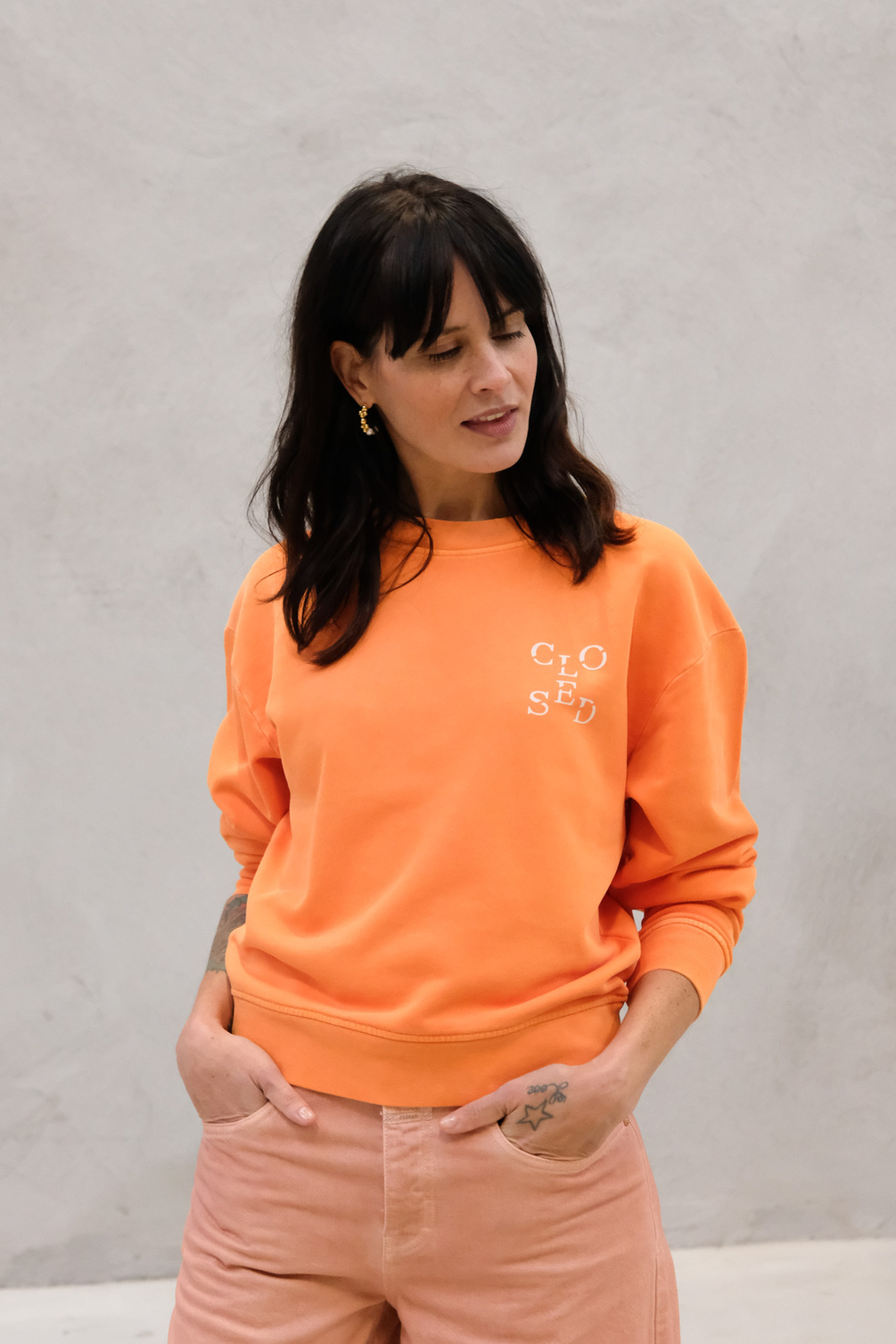 closed printed sweatshirt pumpkin orange