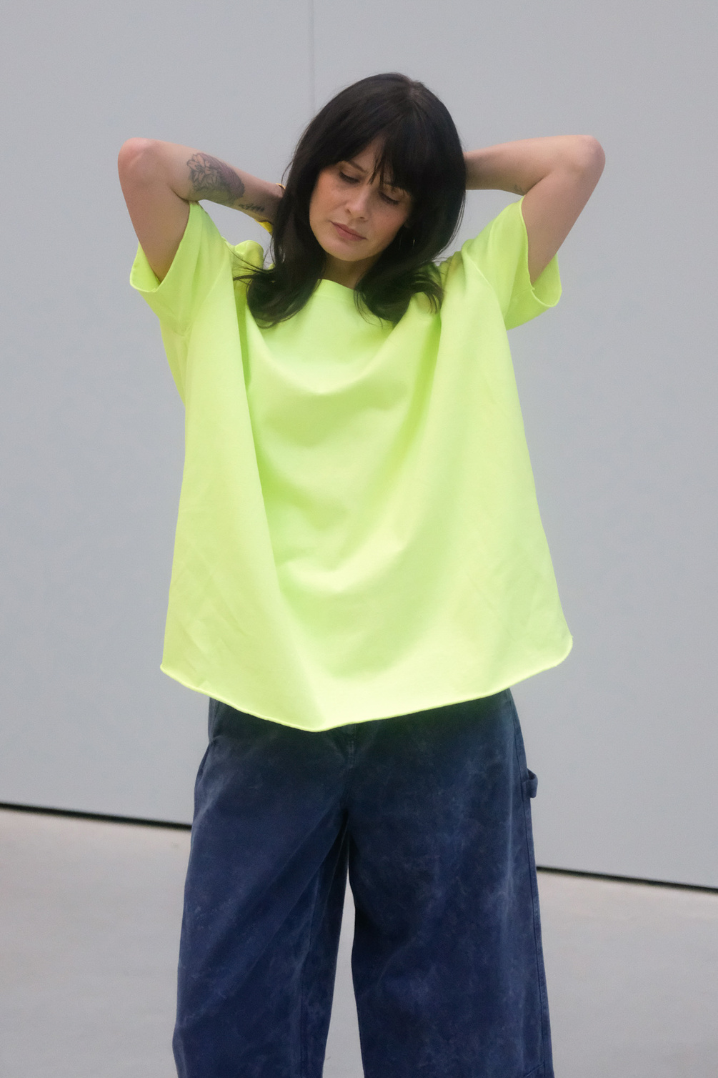 sea me happy gigi tee neon lime