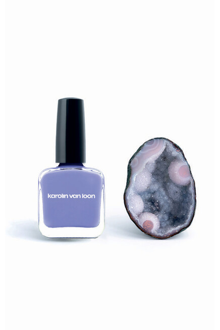 karolin van loon nail polish 20 lila lunaire