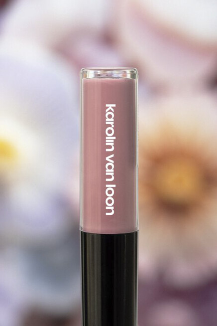 karolin van loon cult lipgloss violet