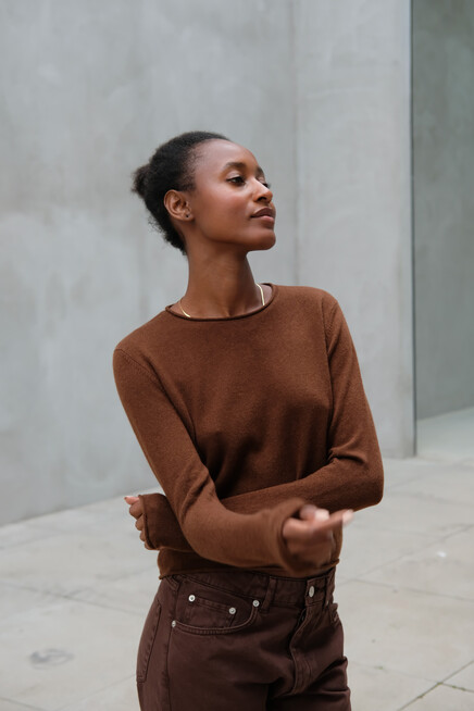 lisa yang ida sweater tamarind